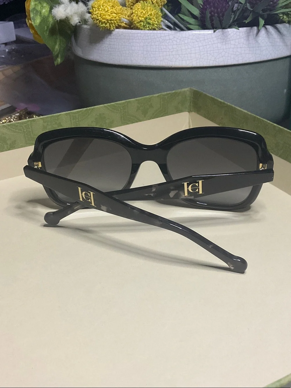 Carolina Herrera bold oversized
